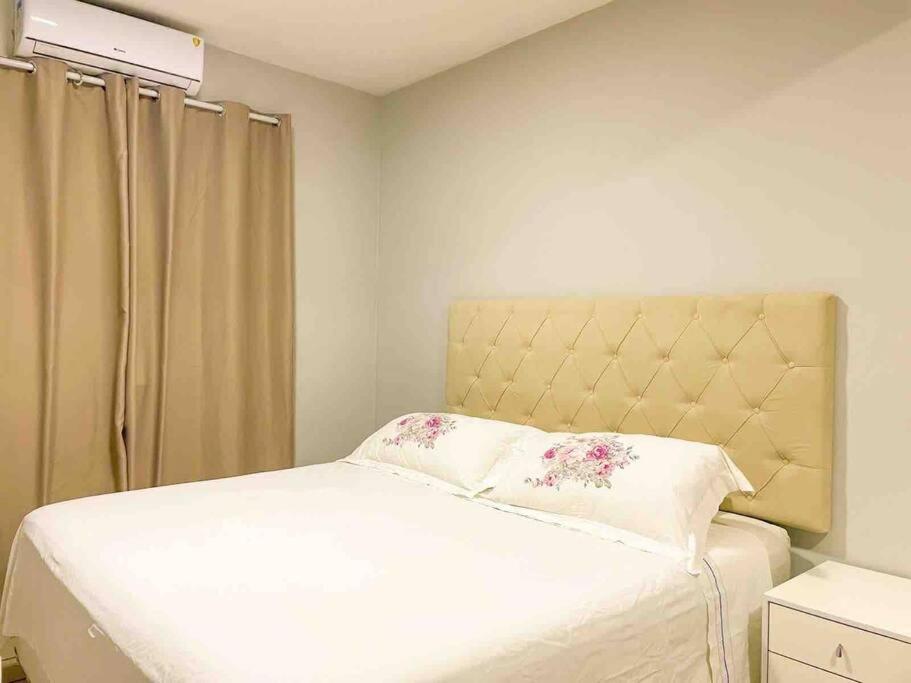 Casa A 170M Da Praia Com Vista Para O Mar 일례우스 외부 사진