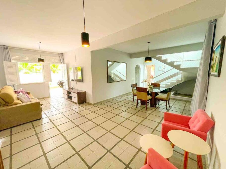 Casa A 170M Da Praia Com Vista Para O Mar 일례우스 외부 사진