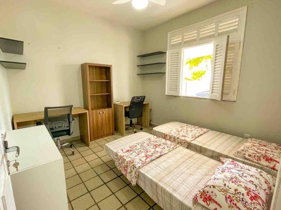 Casa A 170M Da Praia Com Vista Para O Mar 일례우스 외부 사진